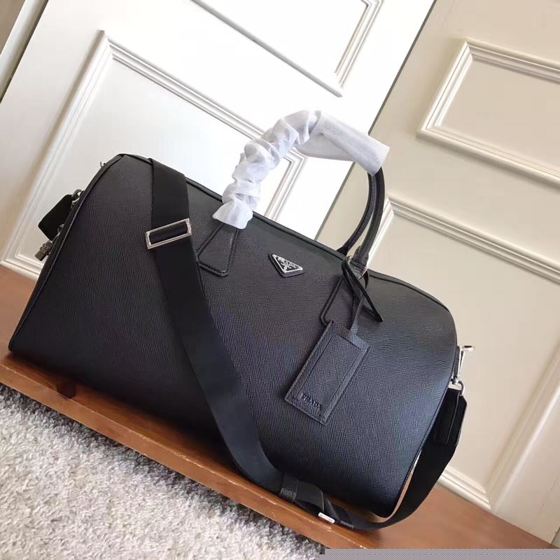 Pra*a travel bags
